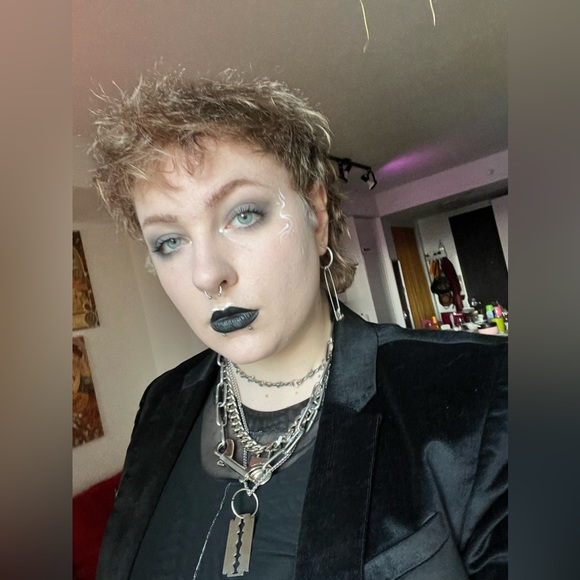 Meet your Posher, Gray - Picture 3 of 6